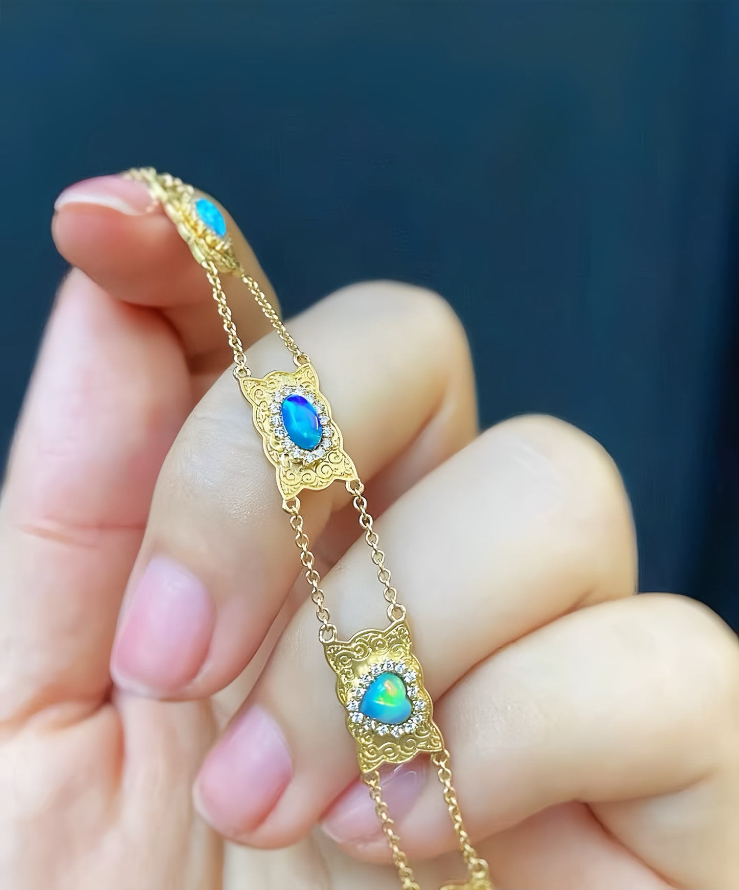 Byzantine Opal 18k Gold Diamond Bracelet (Item No. VT127）