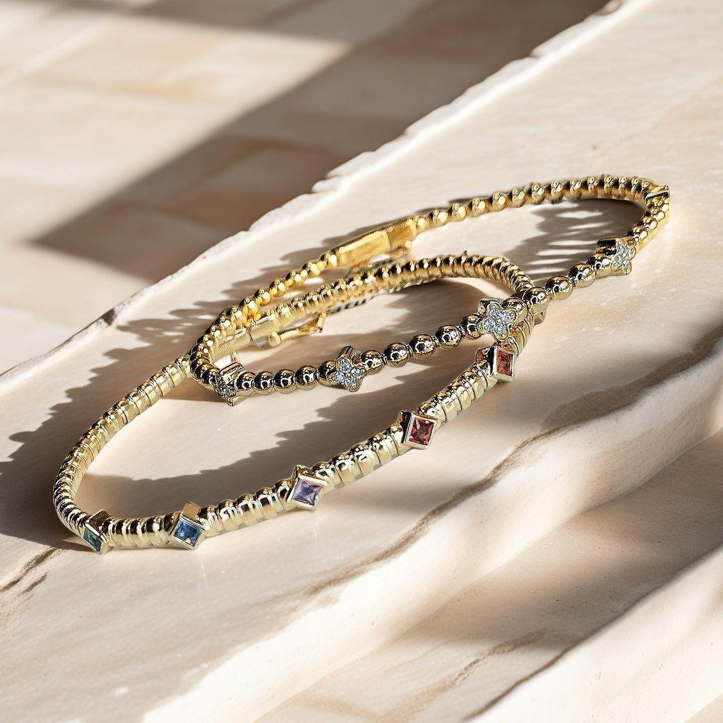 Four-leaf Clover 18k Gold Diamond Bracelet (Item No. VT123）