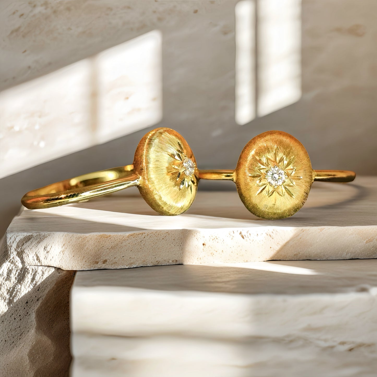 Vintage 18k Gold Diamond Ring (Item No. VT185）