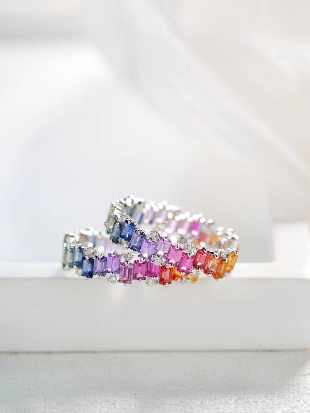 Rainbow Sapphire 18k Gold Earring (Item No. SA099）