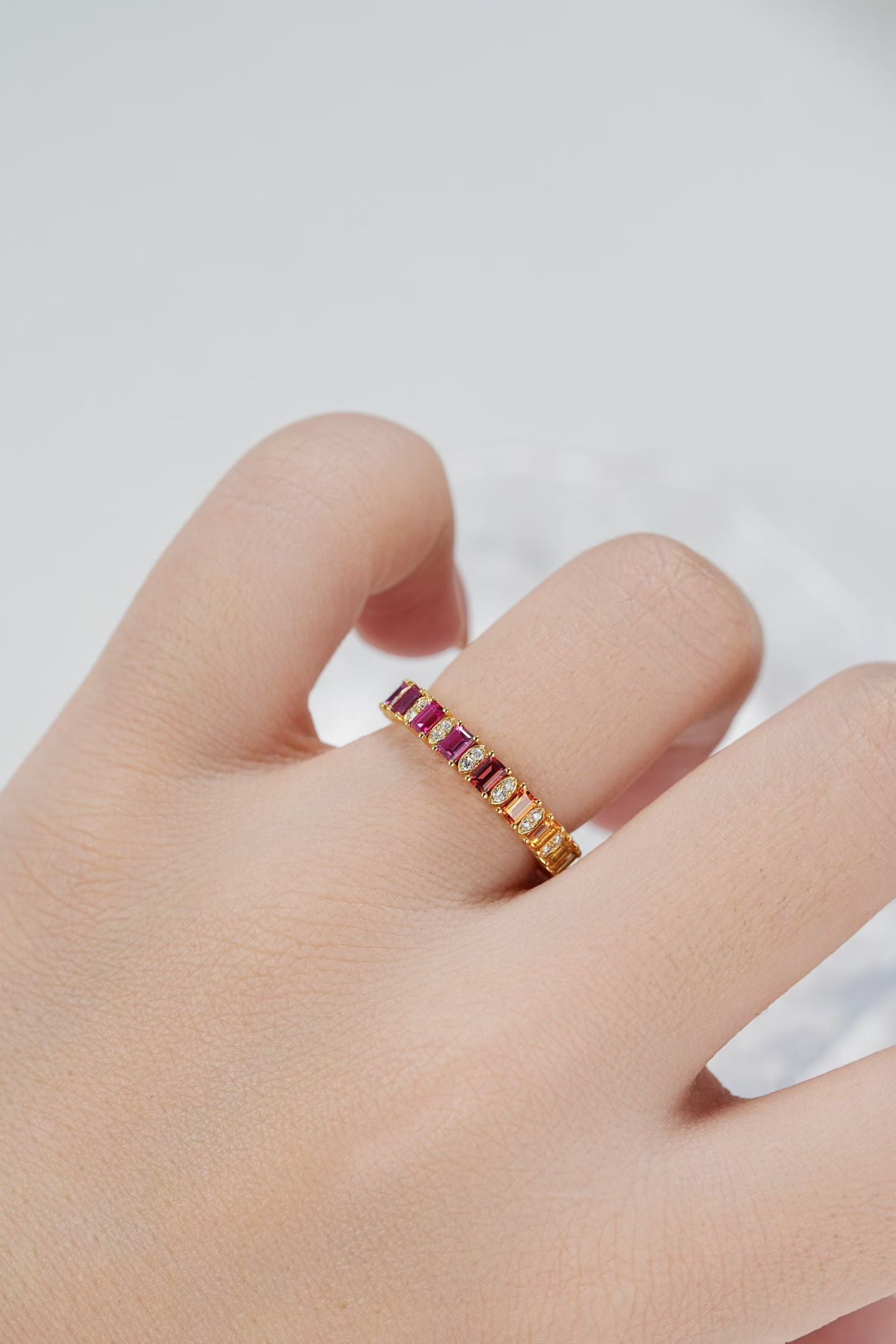 Rainbow Sapphire 18k Gold Ring (Item No. SA138）
