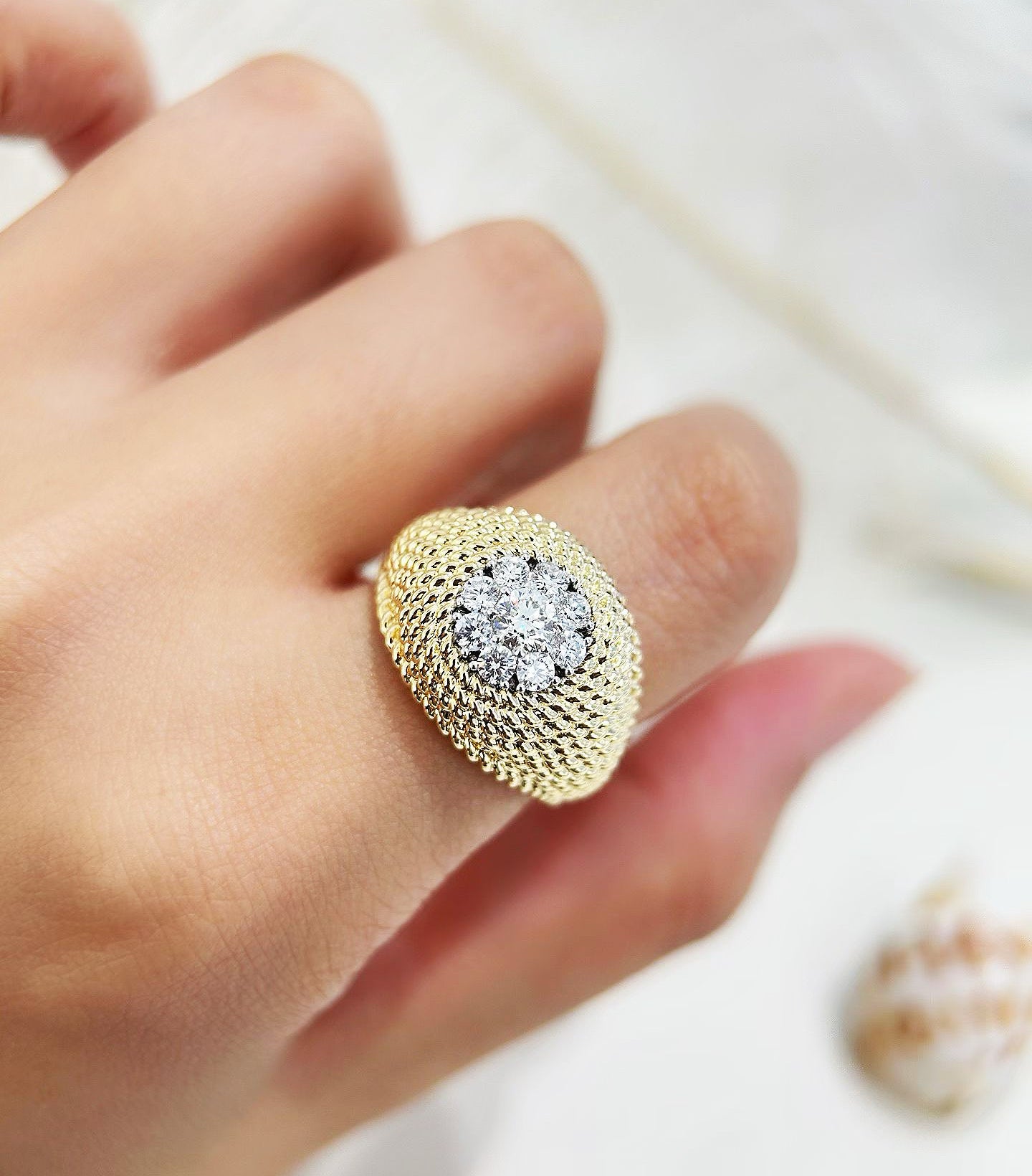 Vintage 18k Gold Diamond Ring (Item No. VT478）