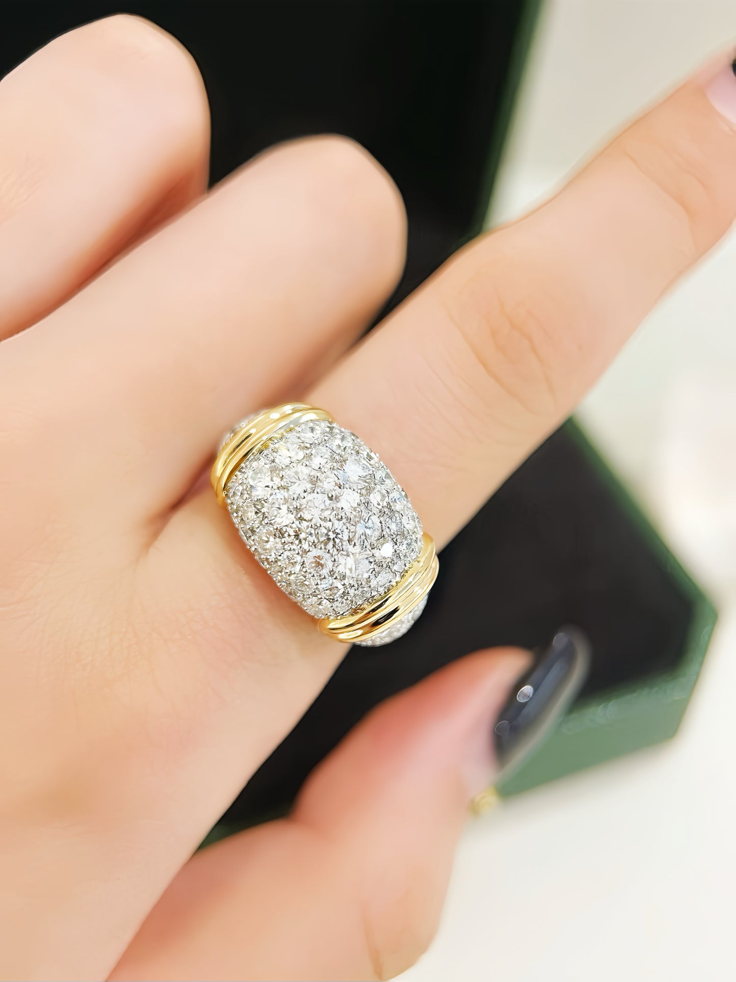 Vintage 18k Gold Diamond Ring (Item No. VT308)