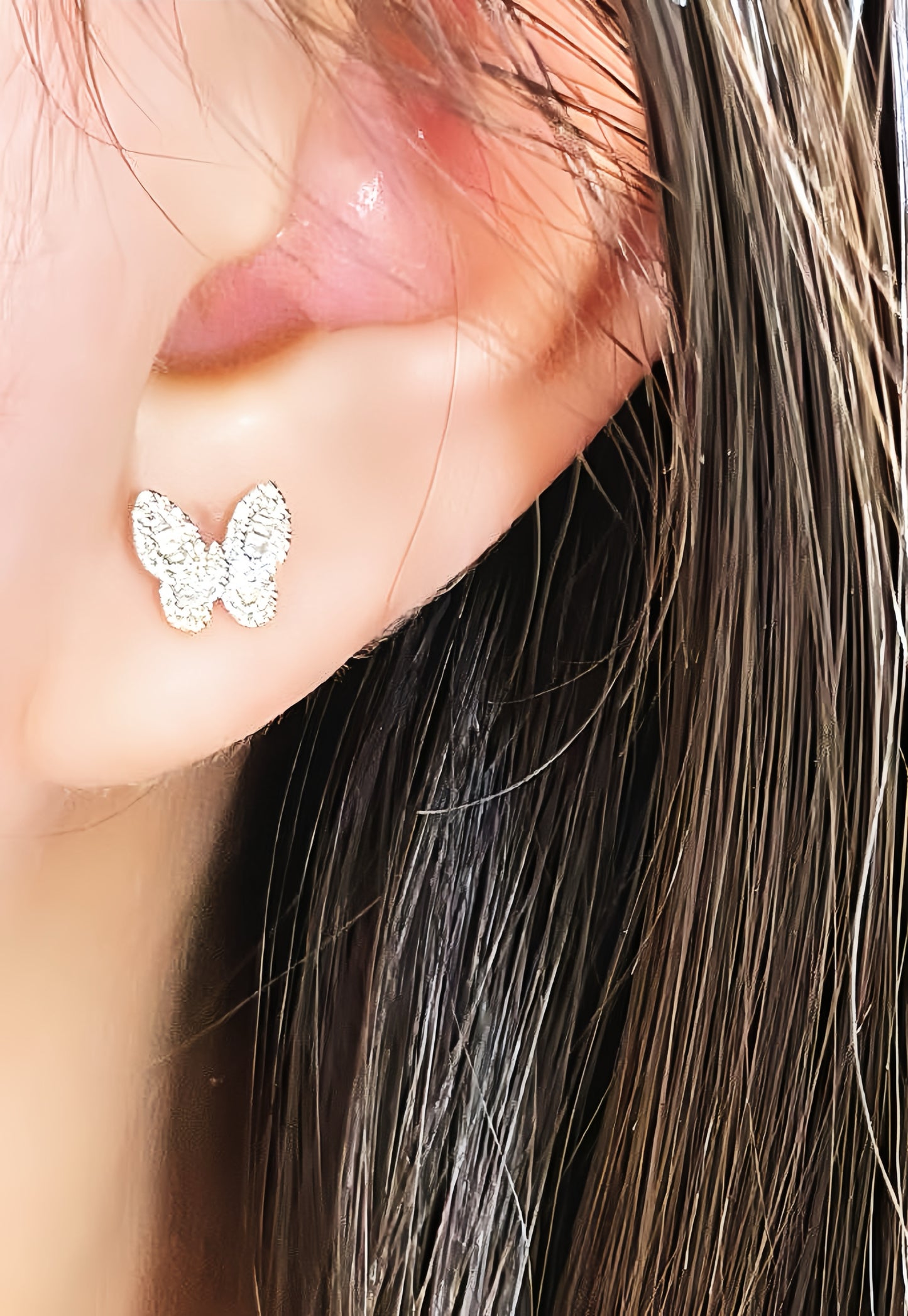 Butterfly 18k Gold Diamond Earring (Item No. VT083）