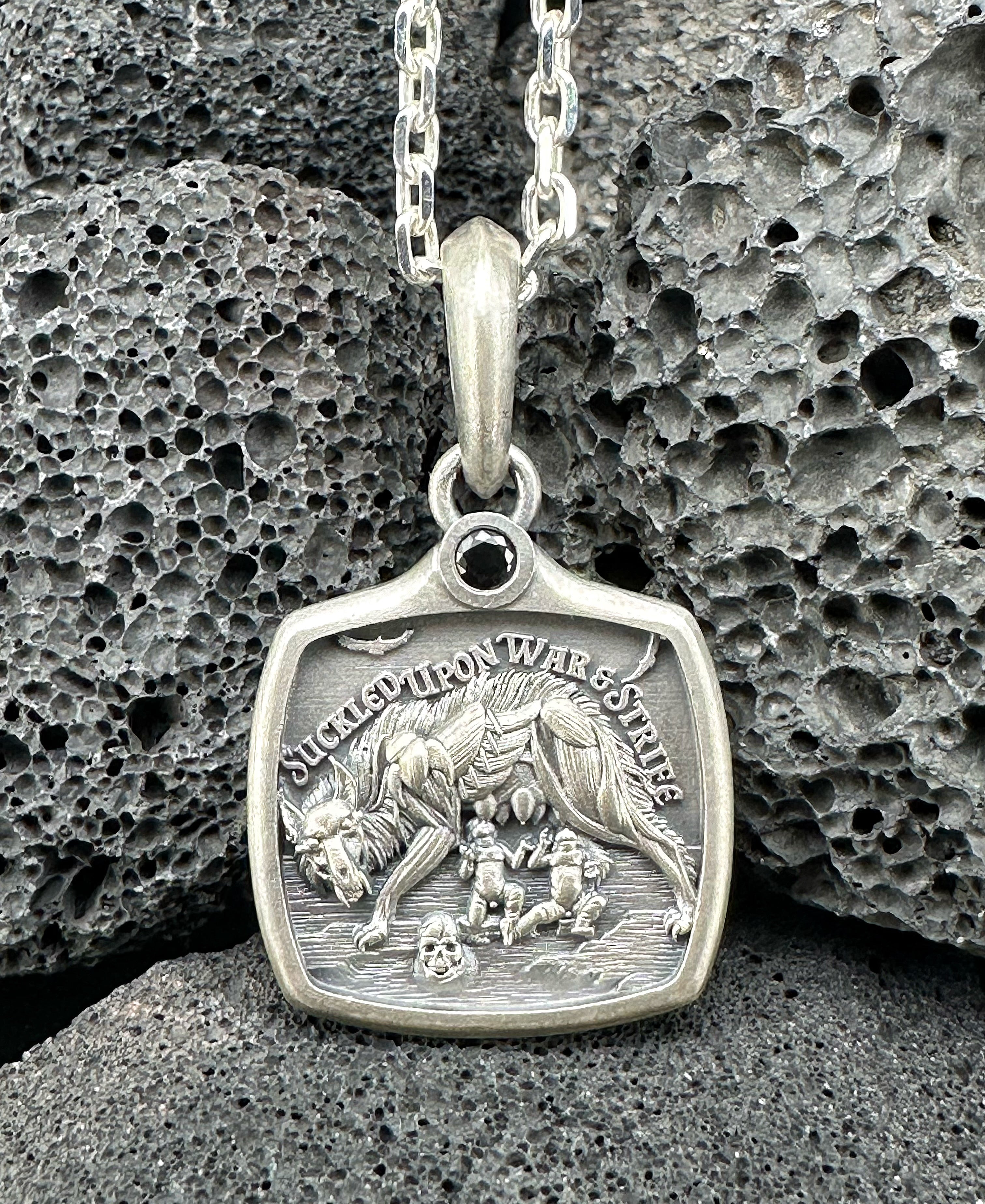 The Pendant Of Romulus and Remus (Item No. KYP05)