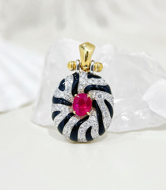 Emerald Vintage 18k Gold Diamond Ruby Pendant (Item No. VT360）