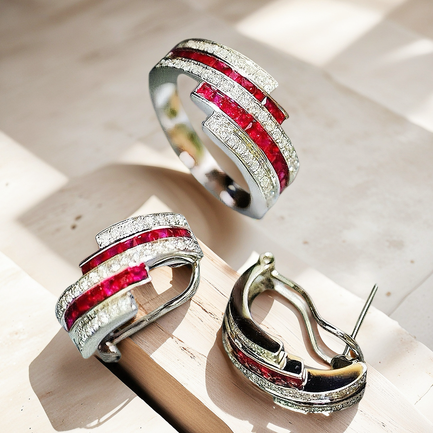 Vintage 18k Gold Diamond Ruby Earring (Item No. VT065）