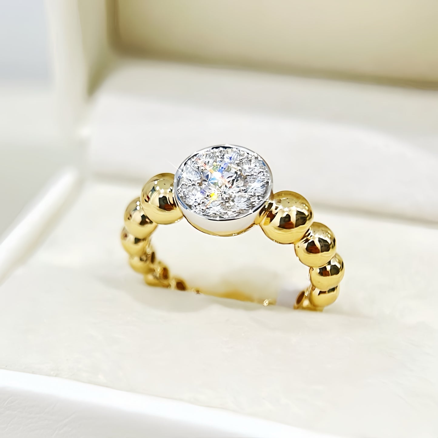 Vintage 18k Gold Diamond Ring (Item No. VT319)