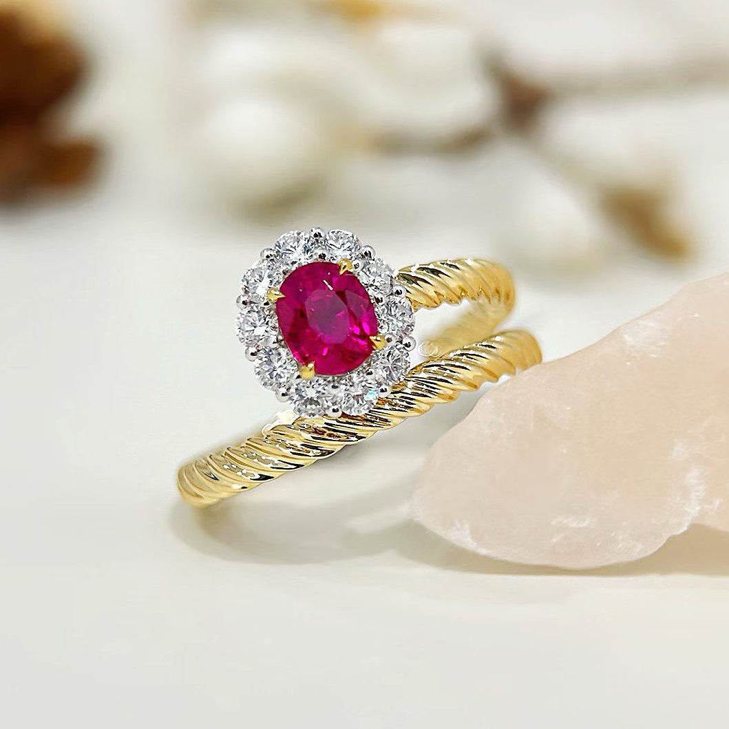 Vintage 18k Gold Diamond Ruby Ring (Item No. VT491）
