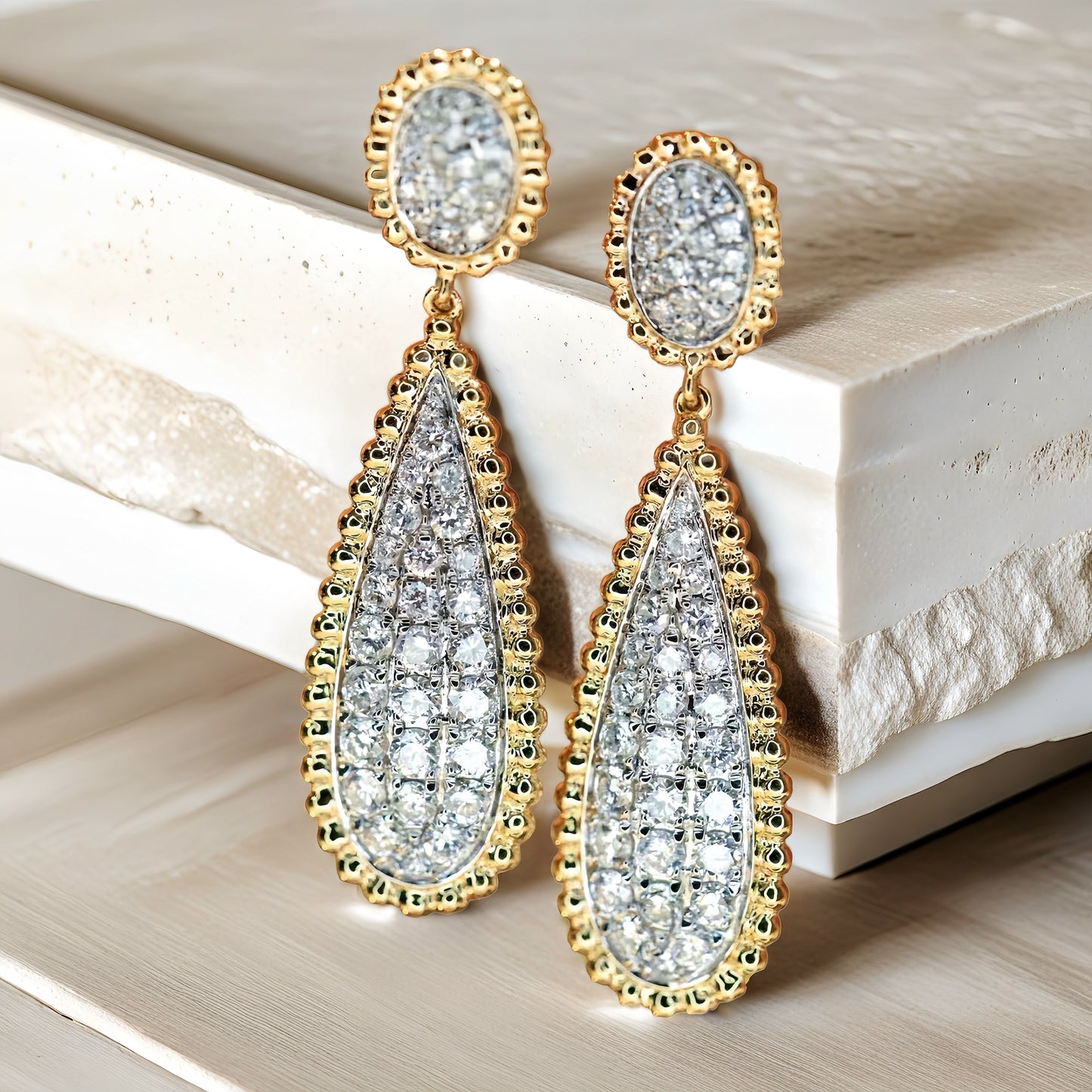 Vintage 18k Gold Diamond Earring (Item No. VT194）