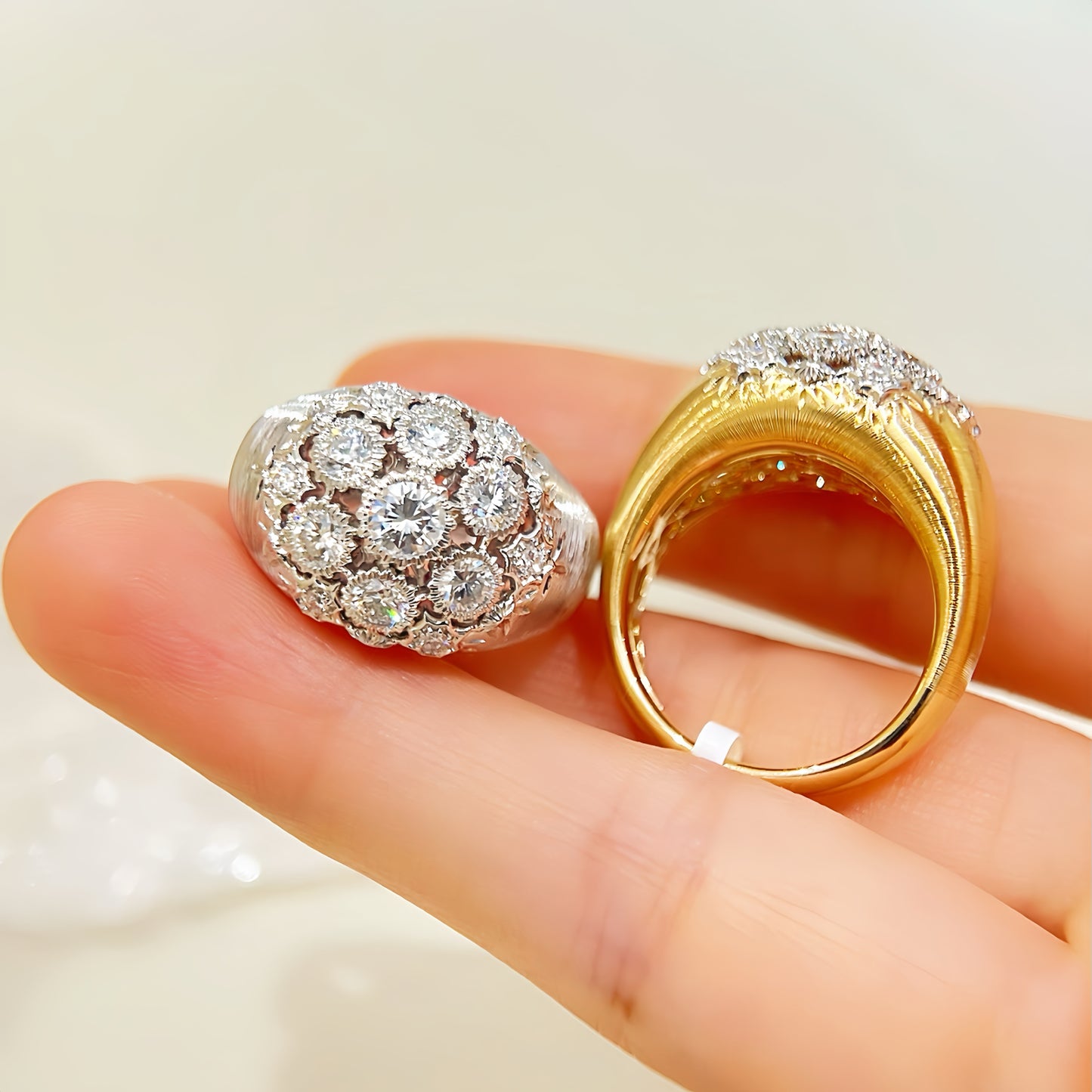 Vintage 18k Gold Diamond Ring (Item No. VT302)