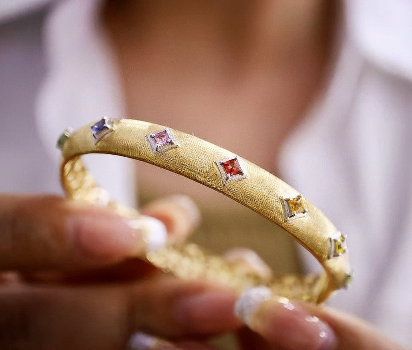 Vintage 18k Gold Diamond Bracelet (Item No. VT121）