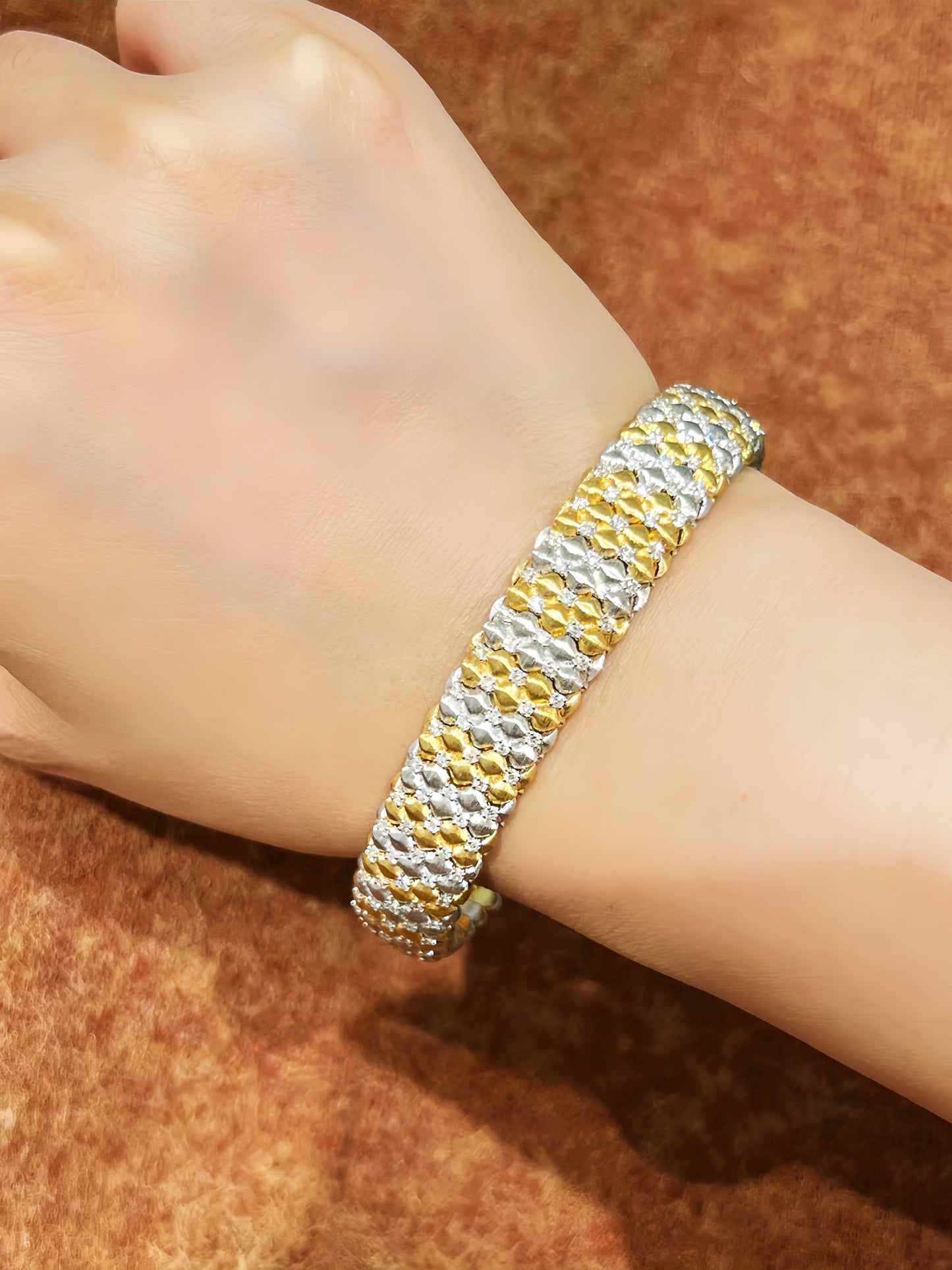 Vintage 18k Gold Diamond Bracelet (Item No. VT355)