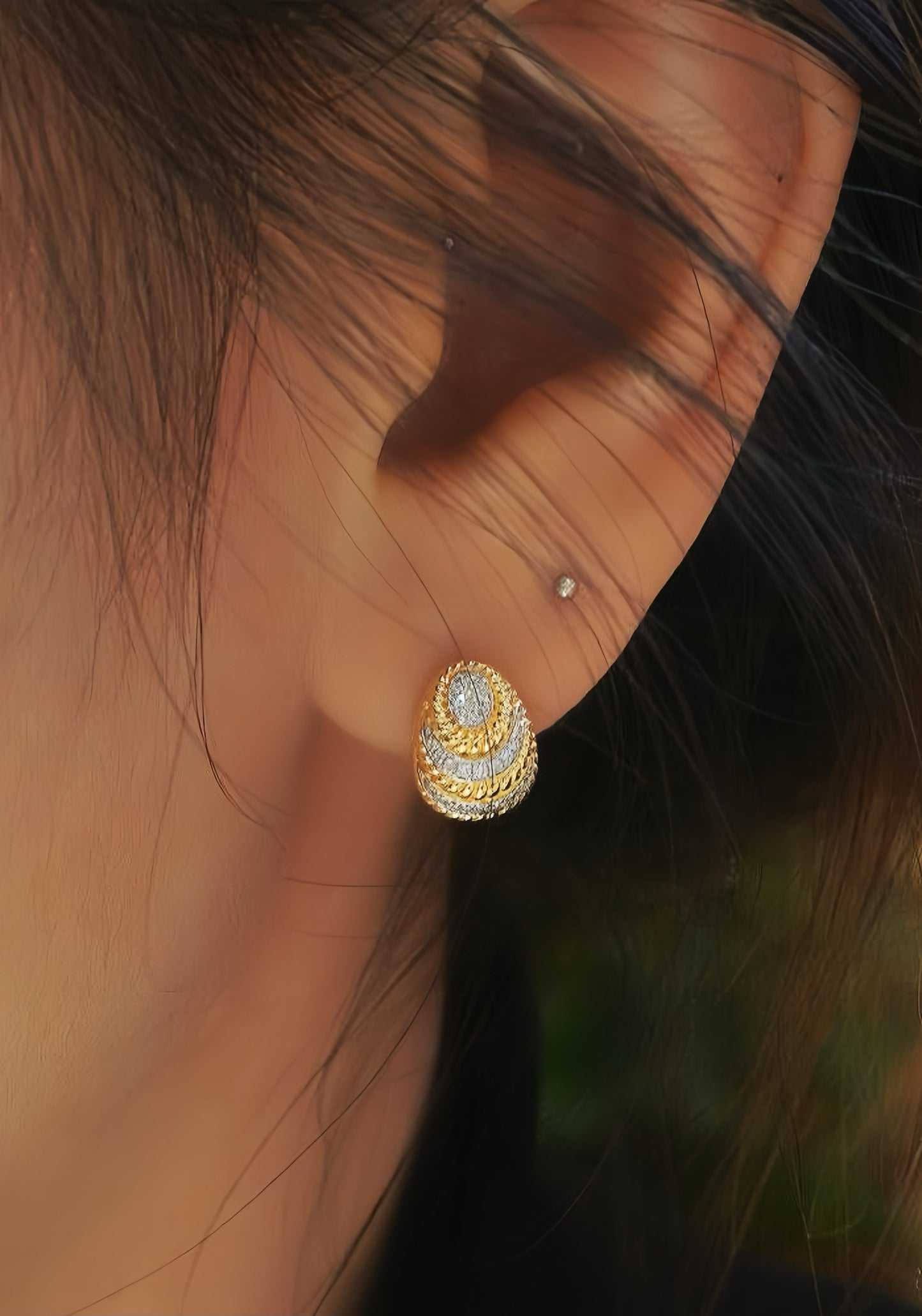 Vintage 18k Gold Diamond Earring (Item No. VT073）