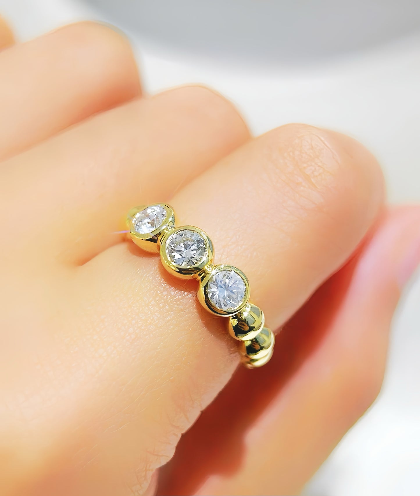 Contemporary 18k Gold Diamond Ring (Item No. VT412）