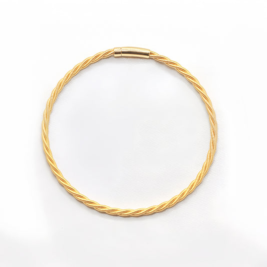 Twisted 18K Gold Bracelet (Item No. SX031CB)