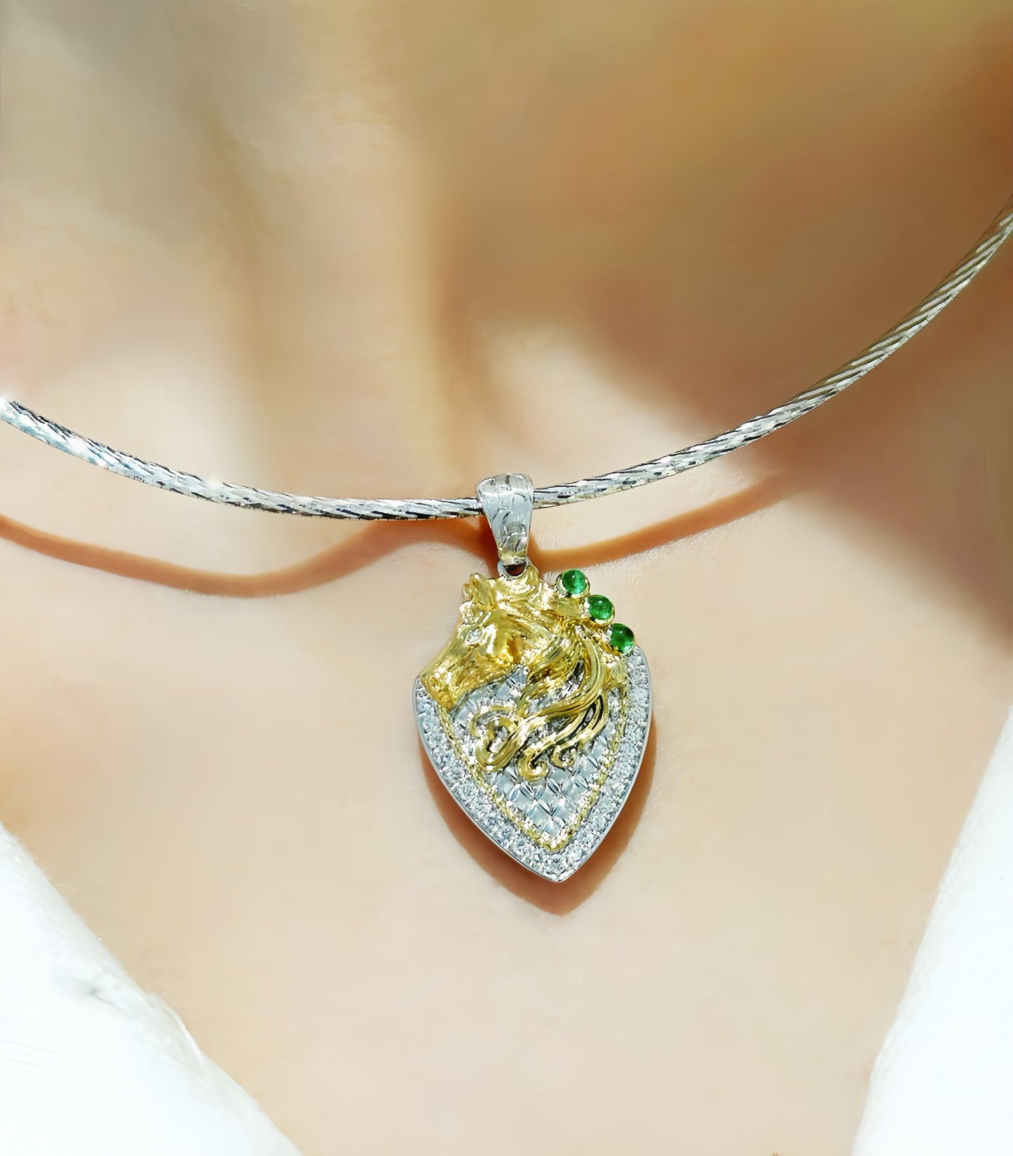Heart Vintage 18k Gold Diamond Emerald Pendant (Item No. VT432）