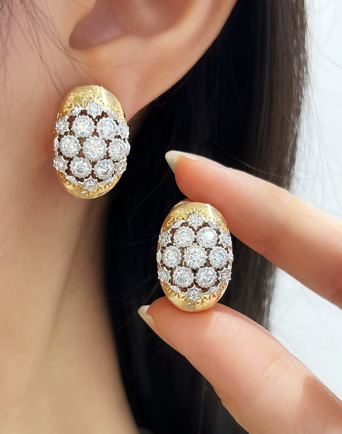 Vintage 18k Gold Diamond Earring (Item No. VT482）