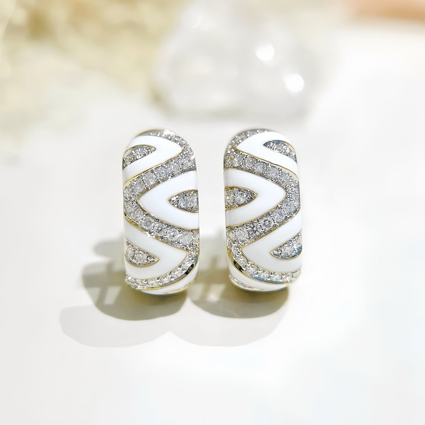 Enamel Vintage 18k Gold Diamond Earring (Item No. VT330)