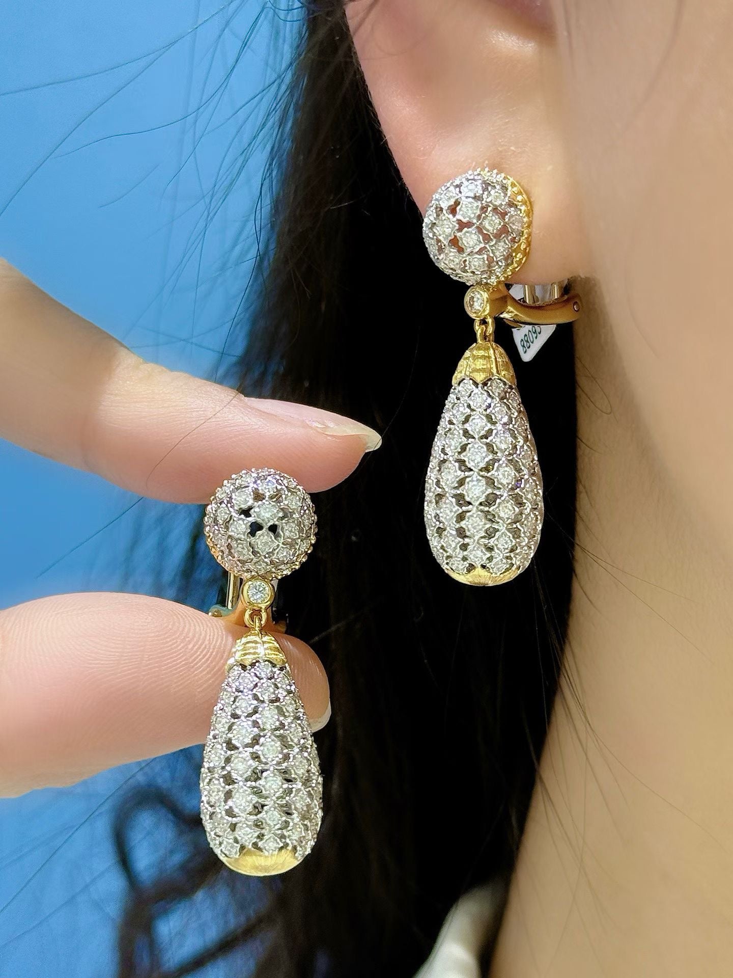 Vintage 18k Gold Diamond Earring (Item No. VT470）