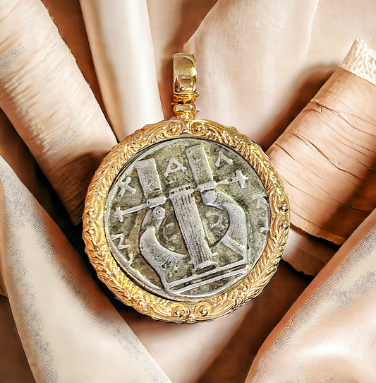 Apollo God of the Sun Ancient Greek Coin Medallion 18K Gold Pendant (Item No. COIN035）