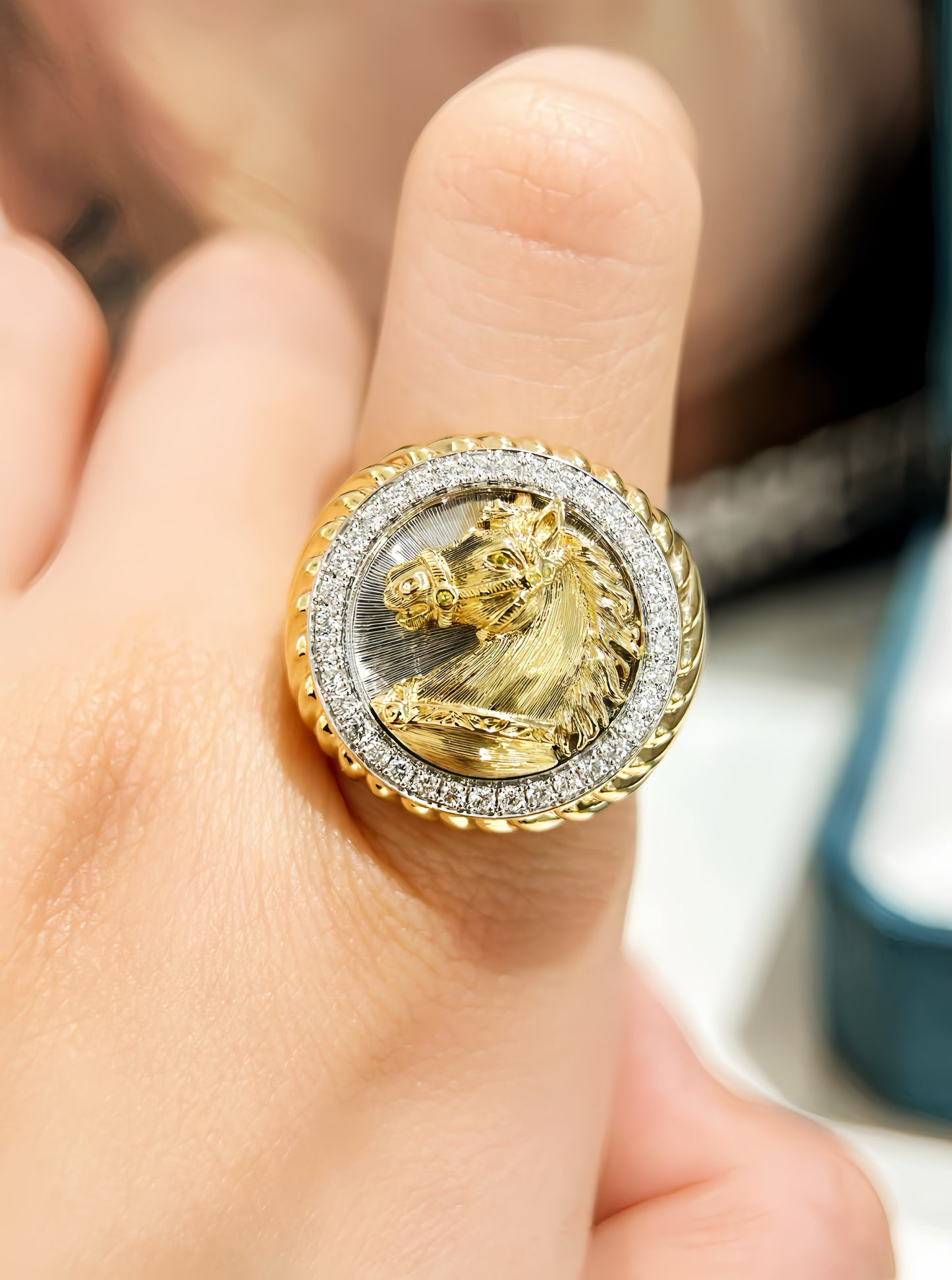 Horse 18k Gold Diamond Ring (Item No. VT364）