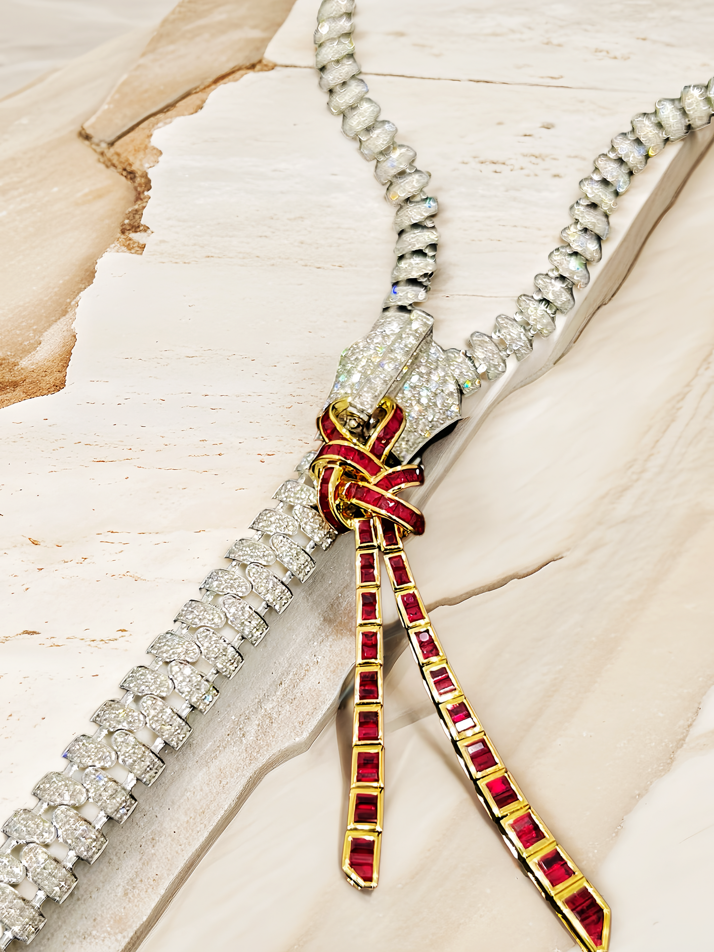 Vintage Zip 18k Gold Diamond Ruby Necklace (Item No. VT211）