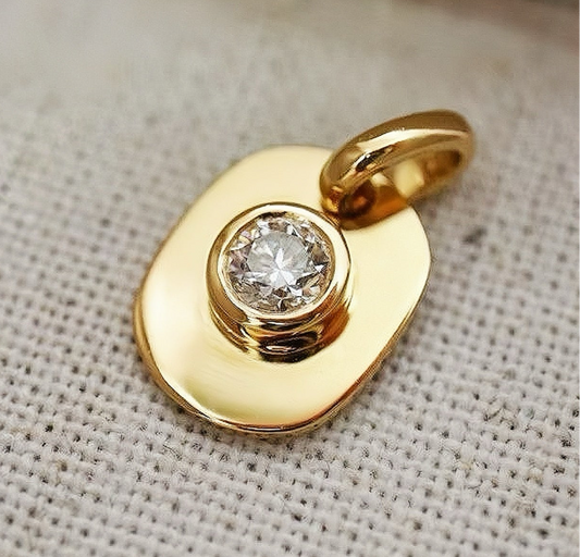 Vintage 18k Gold Diamond Pendant (Item No. VT086）