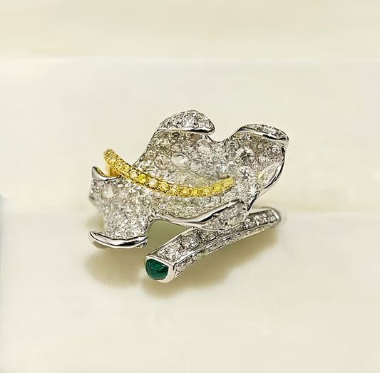 Leaf 18k Gold Diamond Ring (Item No. VT223）