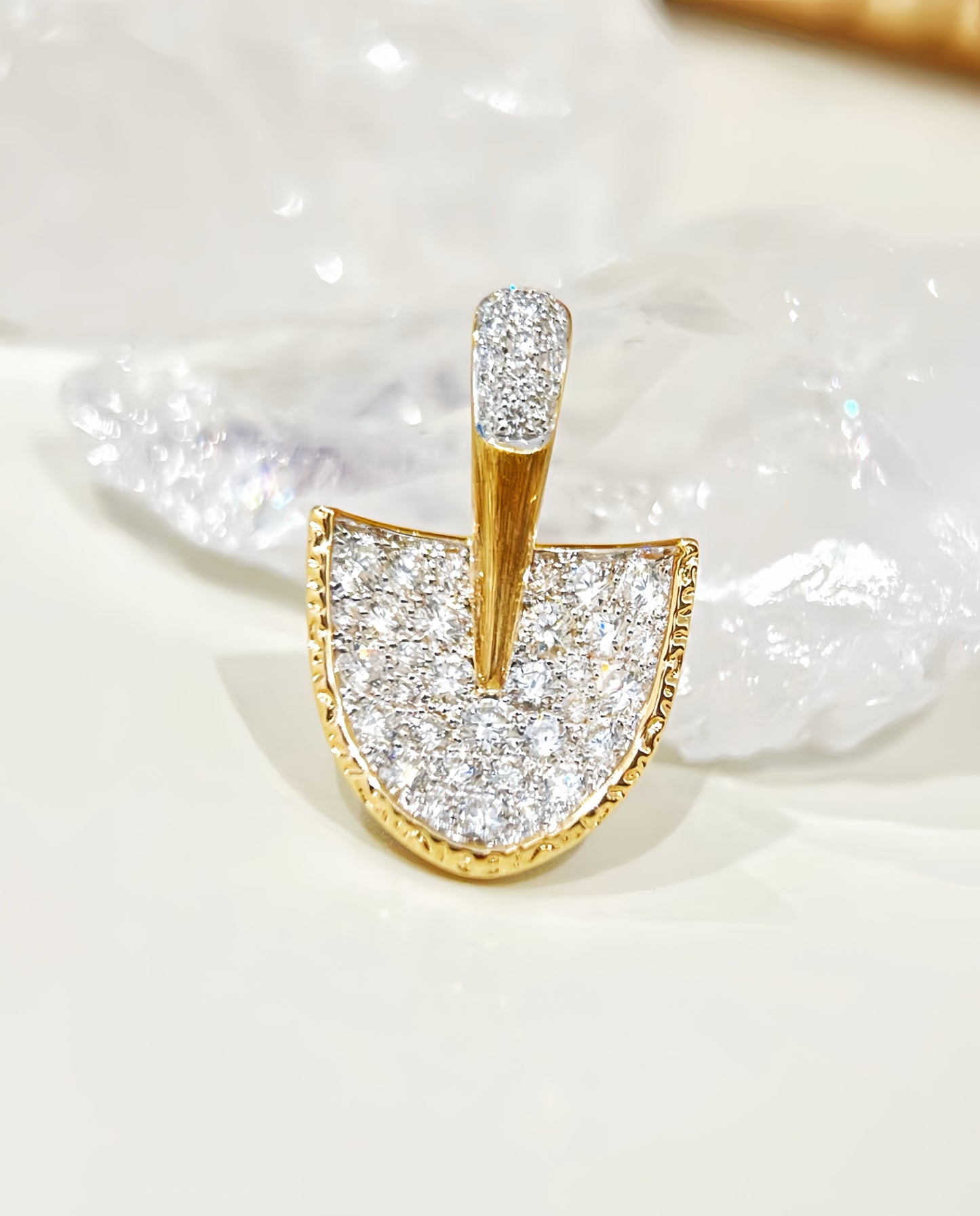 Gold Shovel Vintage 18k Gold Diamond Pendant (Item No. VT323)
