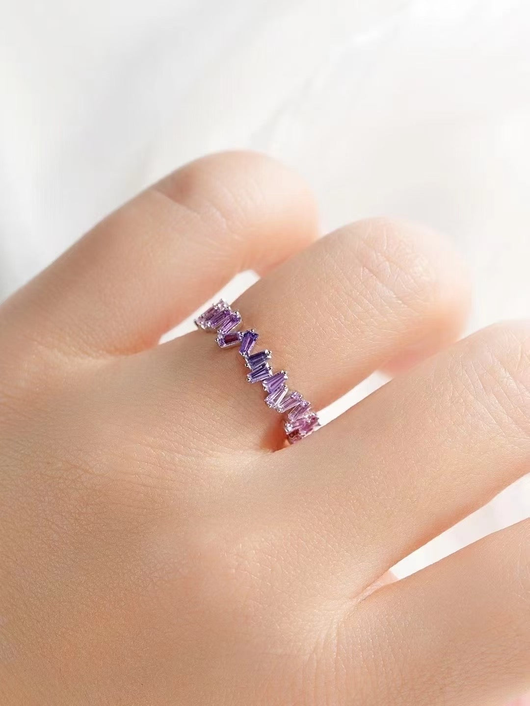 T Square Cut Rainbow Sapphire 18k Gold Ring (Item No. SA019）