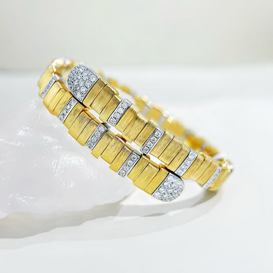Weaving Vintage 18k Gold Diamond Bracelet (Item No. VT388）