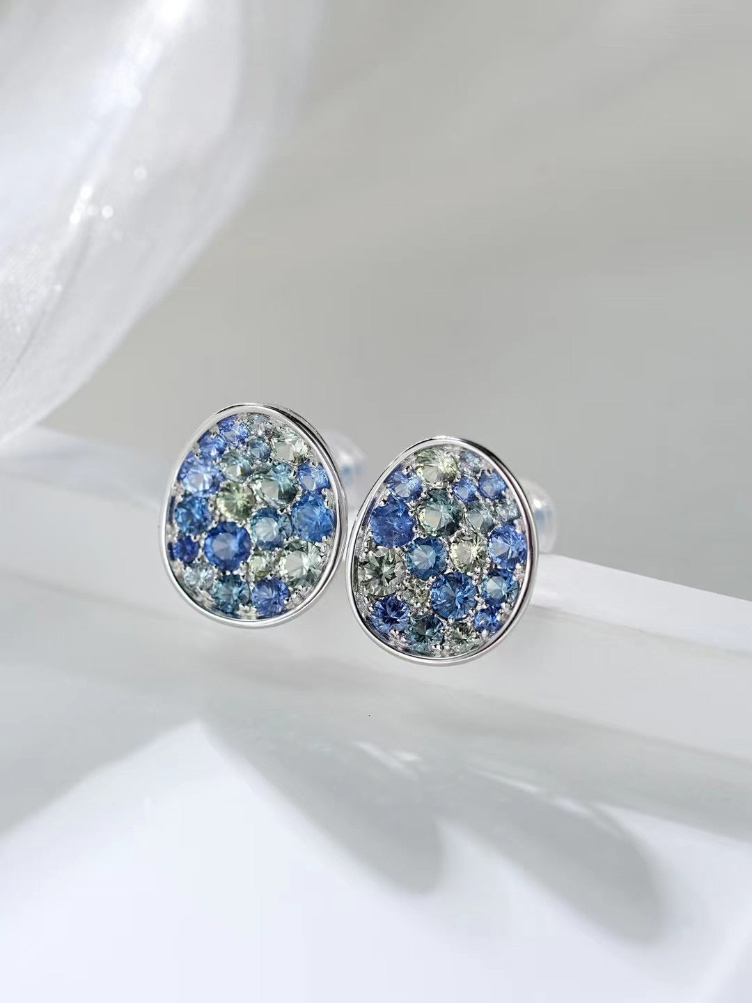 Rainbow Sapphire 18k Gold Earring (Item No. SA058）