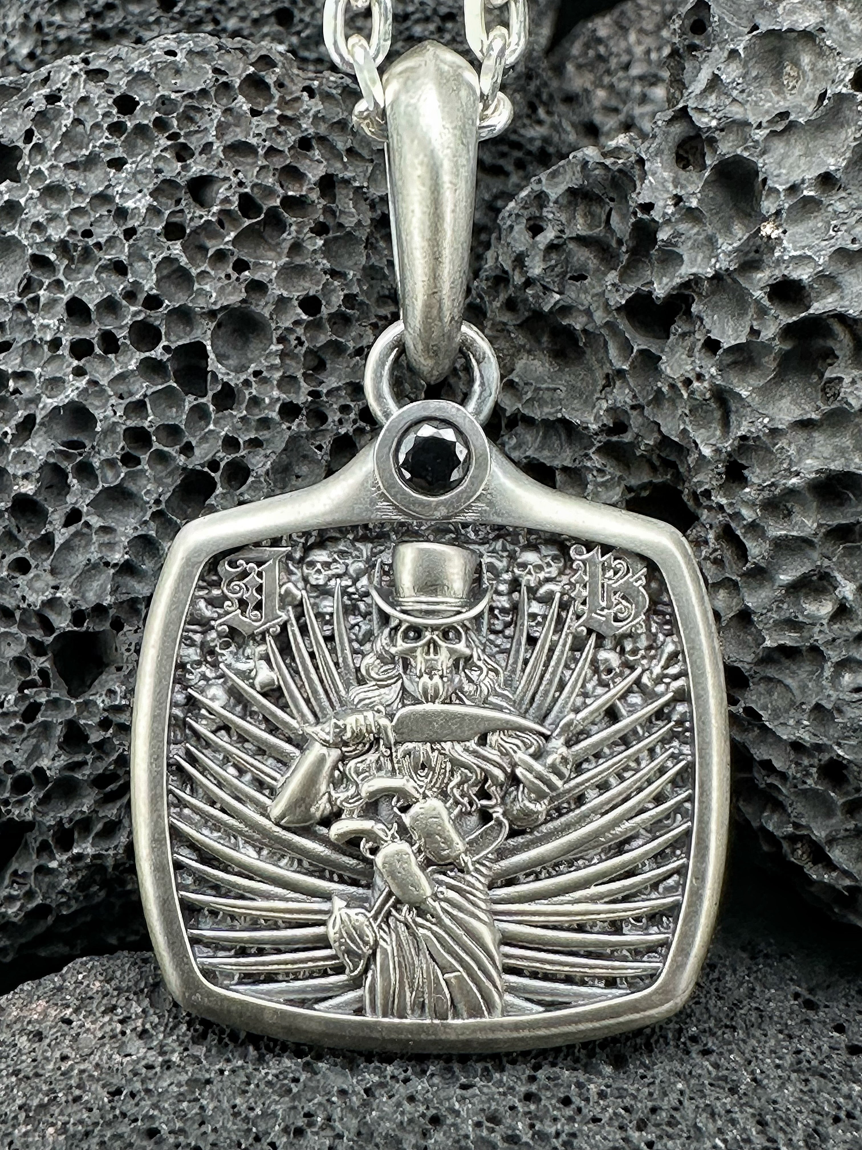 The Pendant of Jack Of Blades (Item No. KYP03)