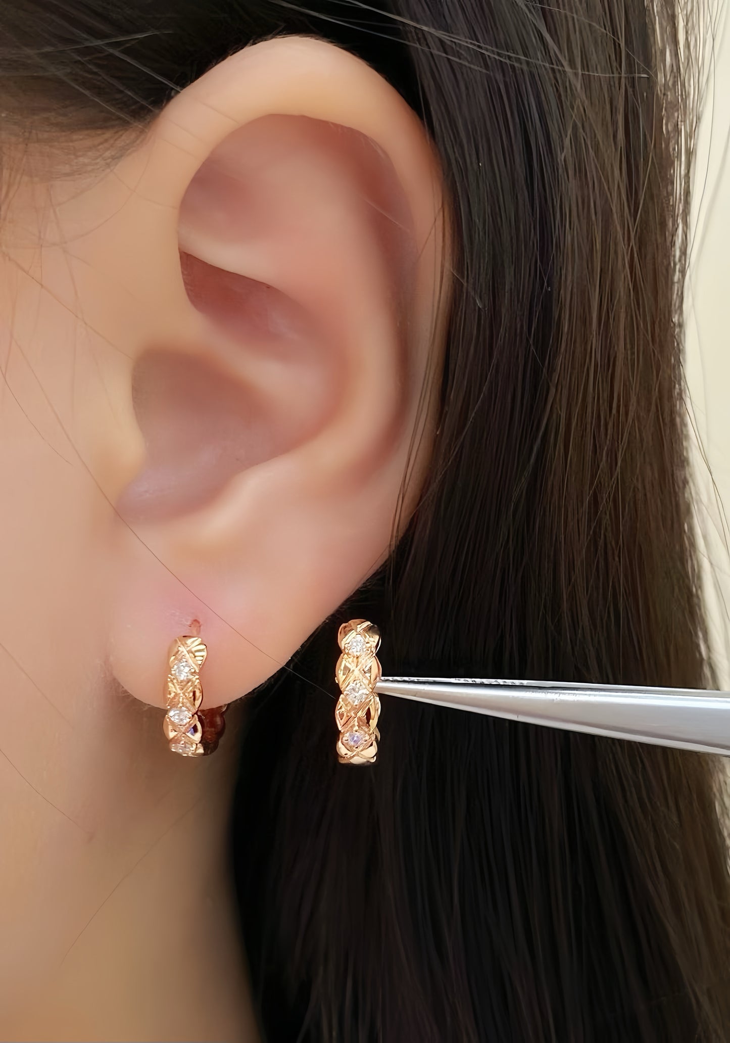 Vintage 18k Gold Diamond Earring (Item No. VT084）