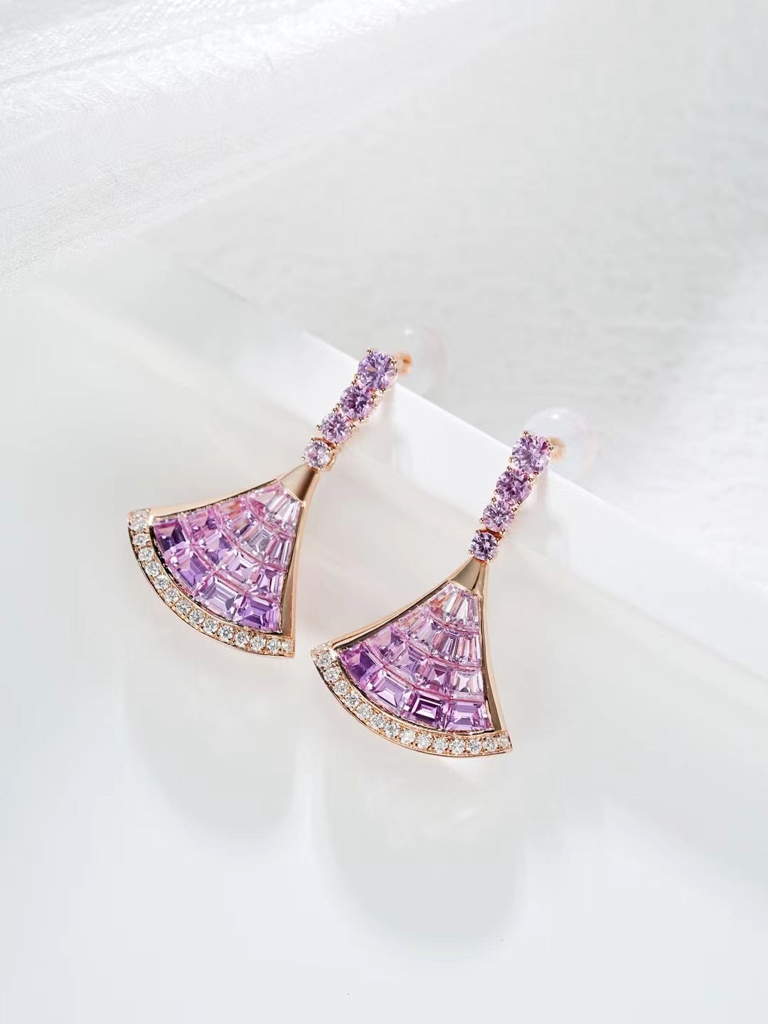 Rainbow Sapphire 18k Gold Earring (Item No. SA073）