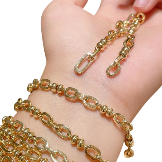 Curb Link 18K Gold Bracelet (Item No. HFB016）