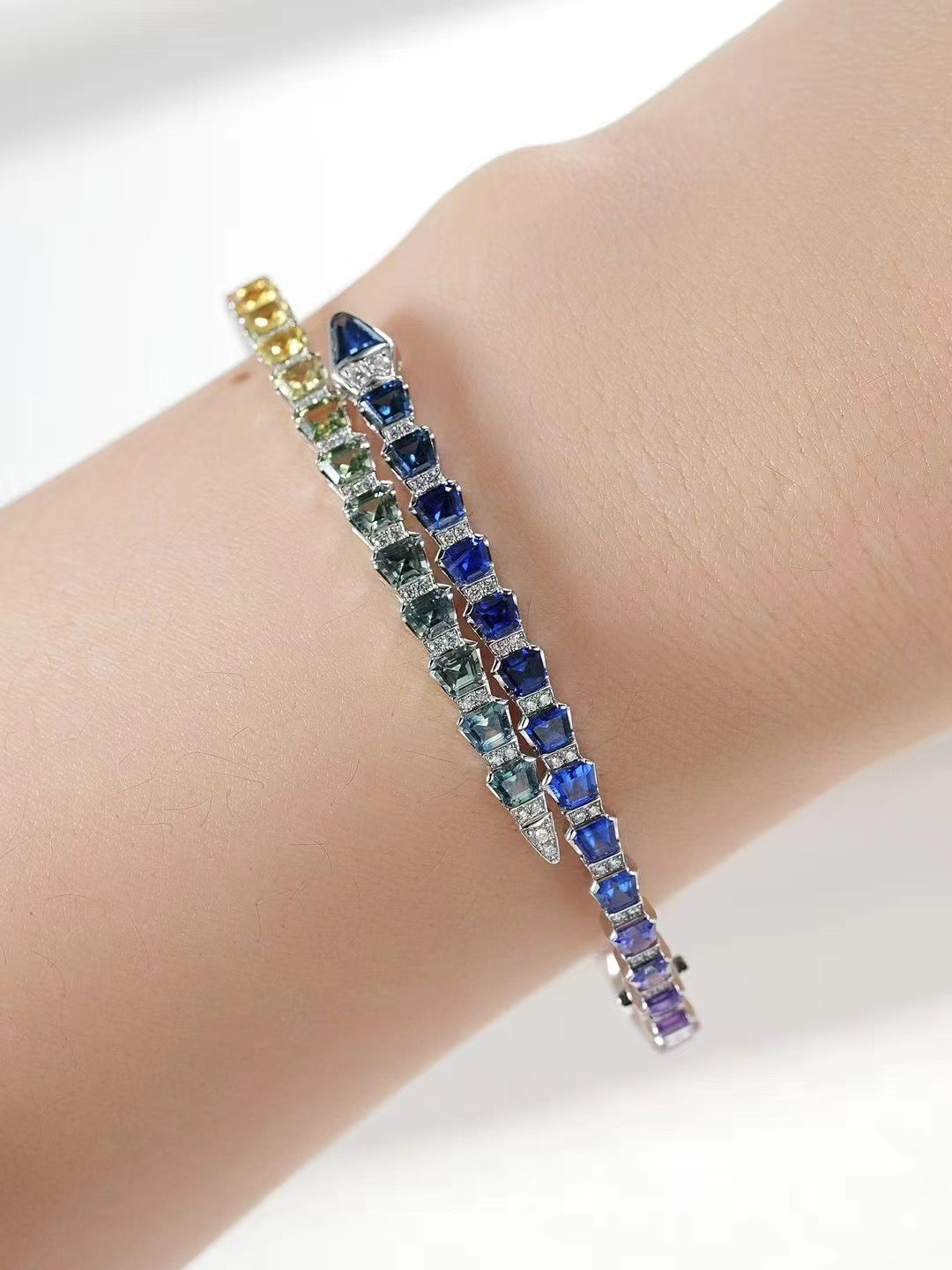 Rainbow Sapphire 18k Gold Bracelet (Item No. SA079）
