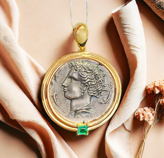 Arethusa Ancient Greek Coin Medallion 18K Gold Pendant (Item No. COIN050）