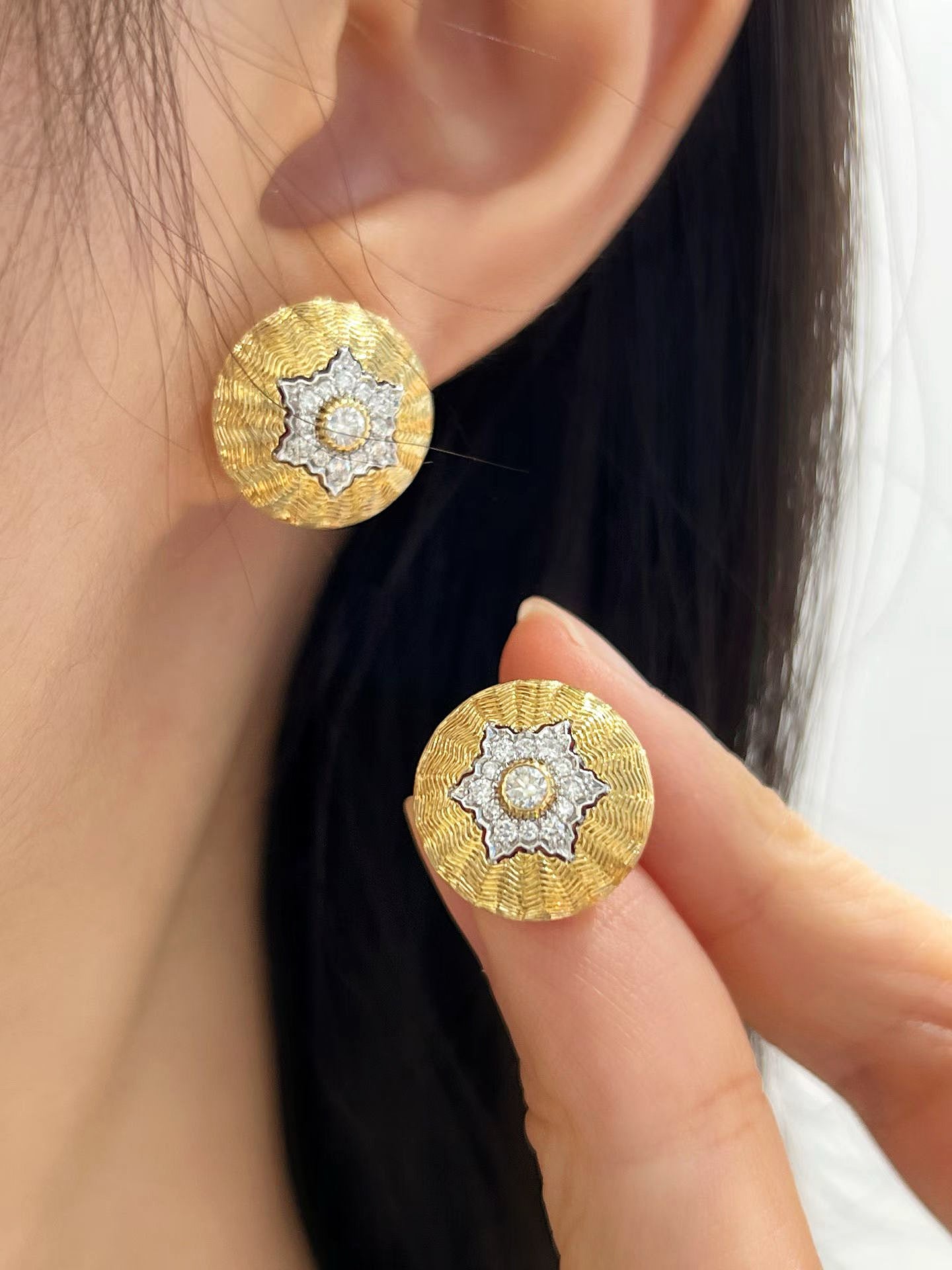 Vintage 18k Gold Diamond Earring (Item No. VT494）