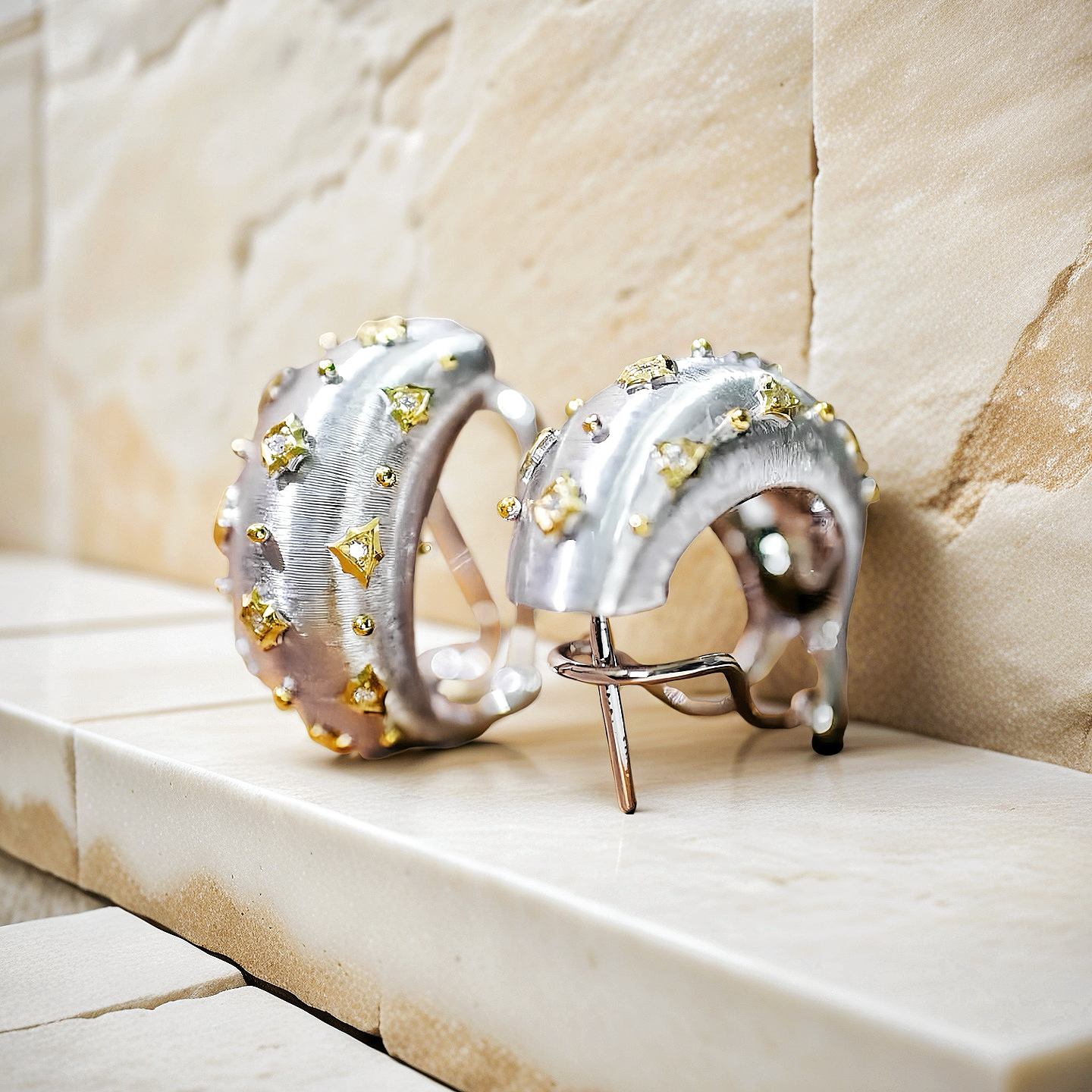 Vintage 18k Gold Diamond Earring (Item No. VT061）