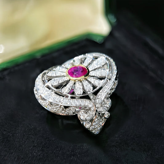 Vintage 18k Gold Diamond Ruby Ring (Item No. VT420）