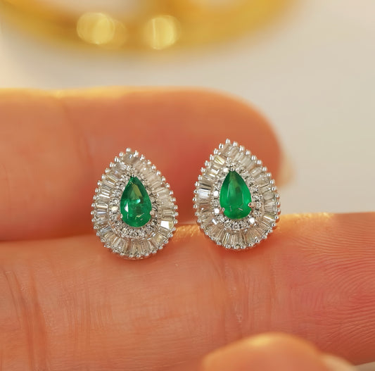 Vintage 18k Gold Diamond Earring (Item No. VT075）