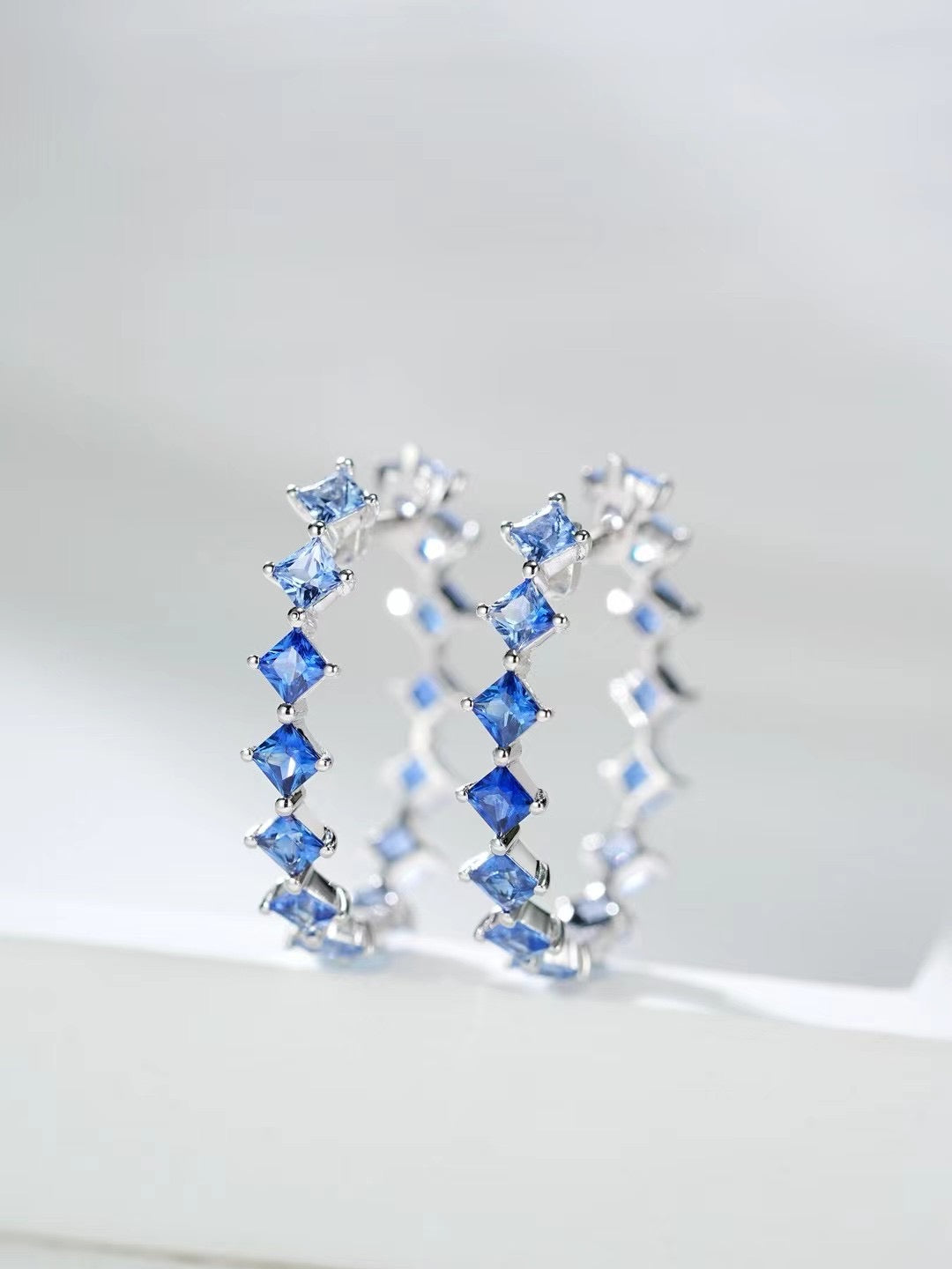 Rainbow Sapphire 18k Gold Earring (Item No. SA089）