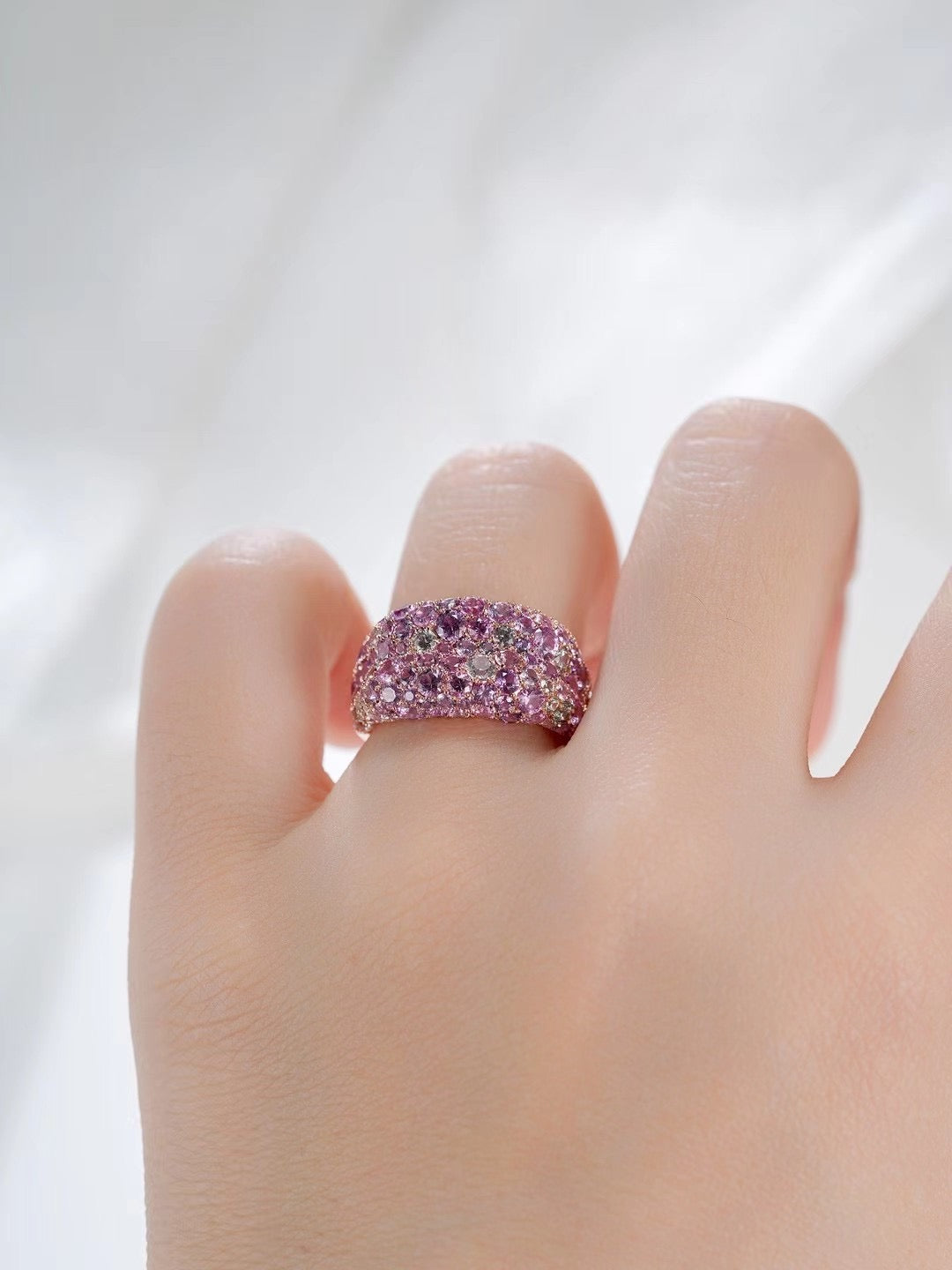 Monet's Garden Rainbow Sapphire 18k Gold Ring (Item No. SA053）