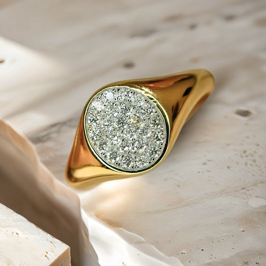 Vintage 18k Gold Sapphire Diamond Ring (Item No. VT184）