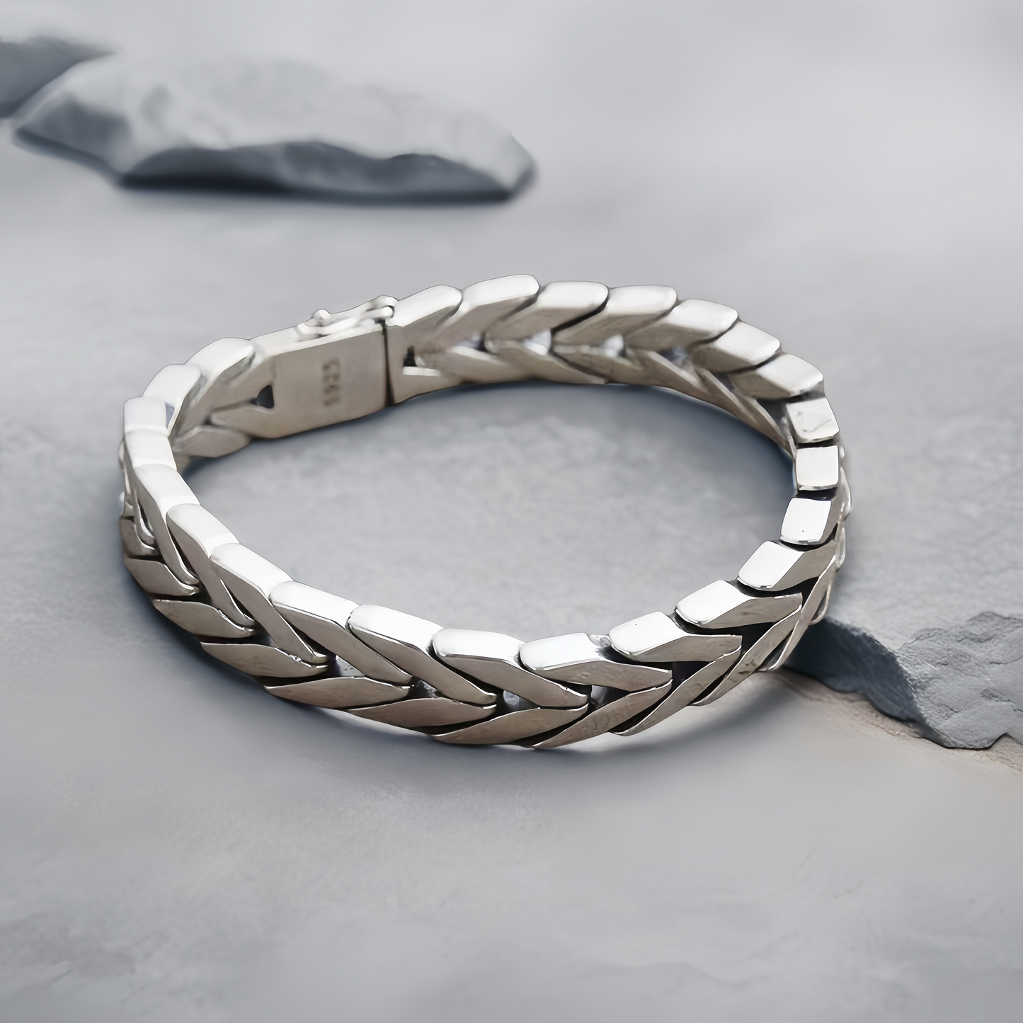 Fashion Silver Bracelet (Item No. B0685）