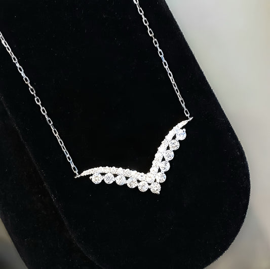 Angel Wing Vintage 18k Gold Diamond Pendant (Item No. VT114）