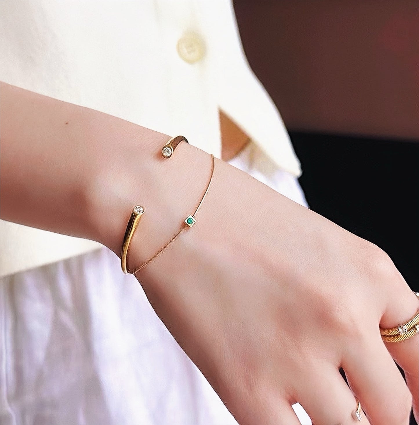 Vintage 18k Gold Diamond Ruby Emerald Bracelet (Item No. VT107）