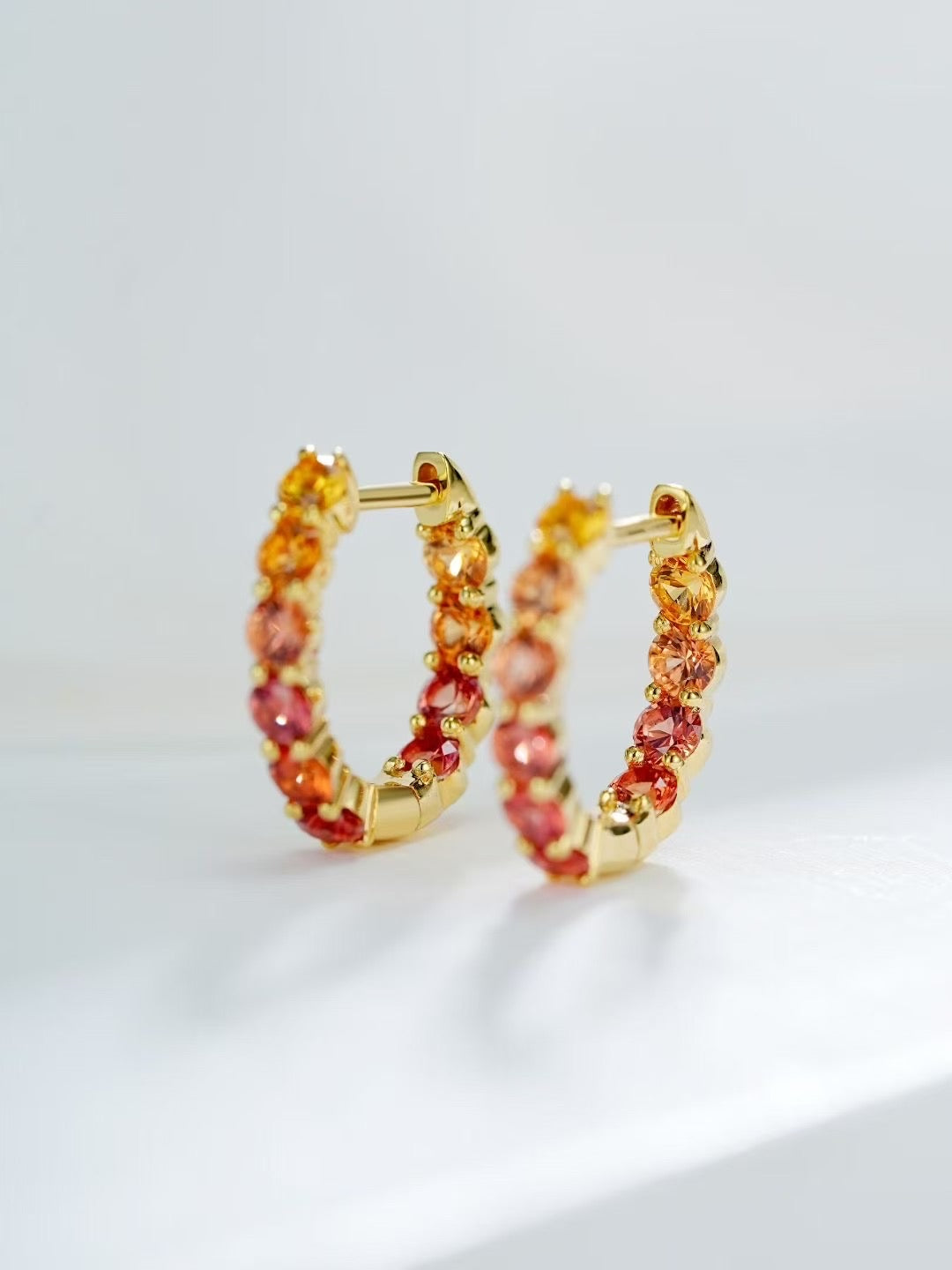Rainbow Sapphire 18k Gold Earring (Item No. SA129）